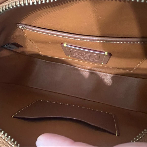 Coach camera bag - Picture 4 of 4